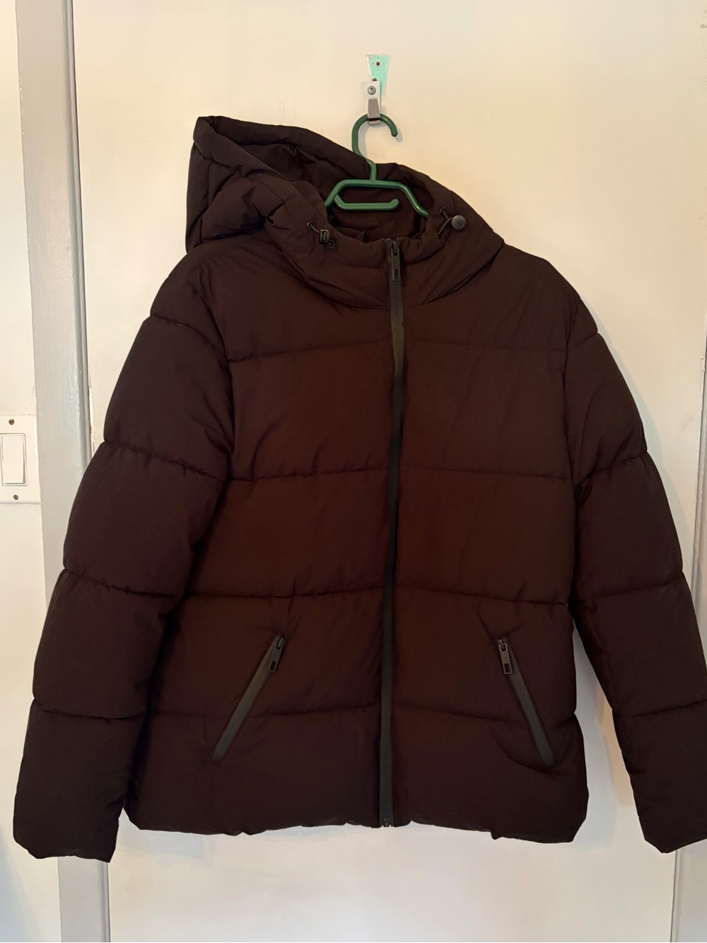 Brand New Women’s Puffer Black Winter Jacket with Hood size large
